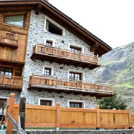 Chateau Blanc Hotel 3*