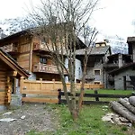 Chateau Blanc 3* La Thuile