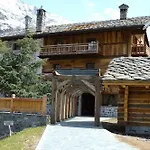 Hotel Chateau Blanc La Thuile