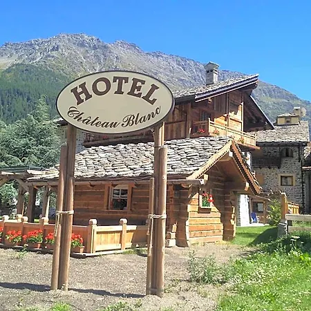 Chateau Blanc 3* La Thuile