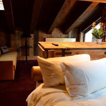 Chateau Blanc Hotel