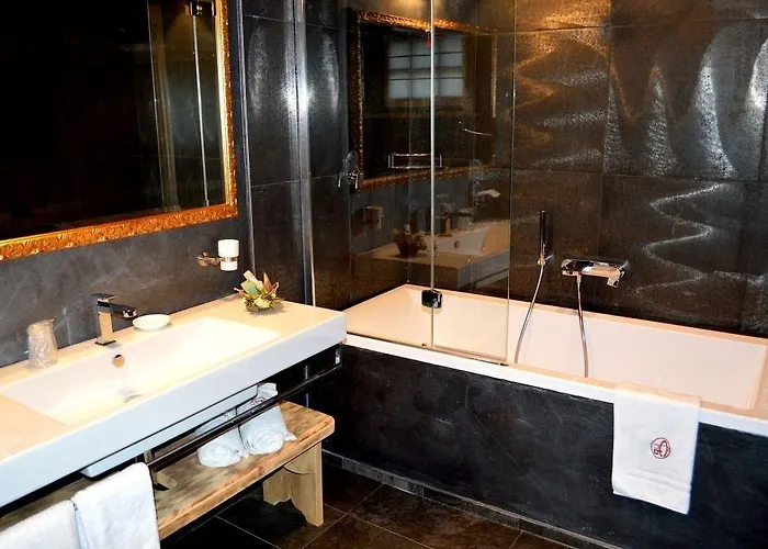 Chateau Blanc La Thuile